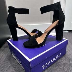 TOP Moda Black Ankle Strap Heels
